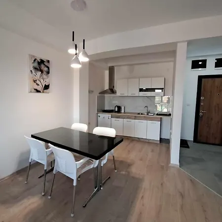 B&s Апартаменти *